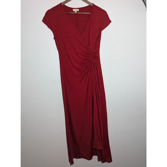 Max Studio Textured Dress Striped Asymmetrical Ruched Side Red SZ S - Picture 1 of 5